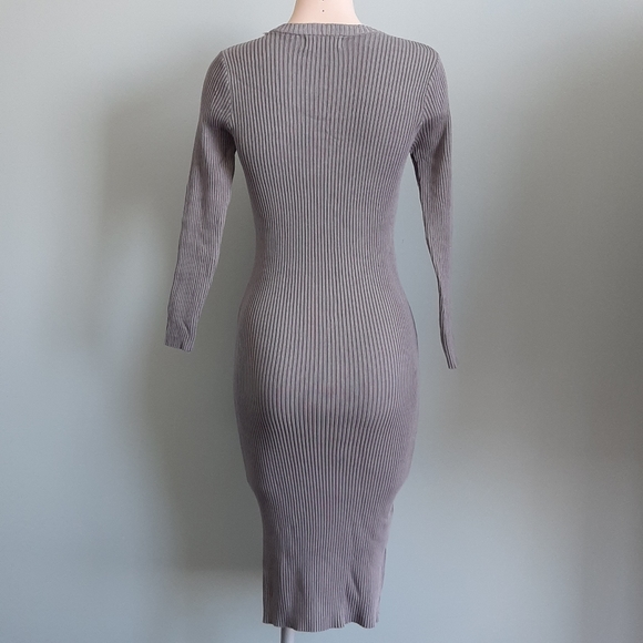 🅱️🅾️G🅾️ knits dress - Picture 2 of 4